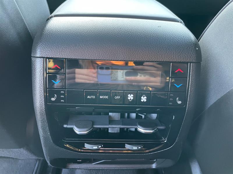 Jeep Grand Cherokee 16