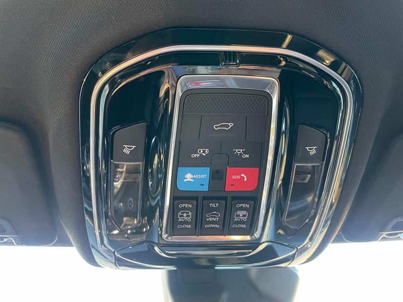 Jeep Grand Cherokee 32