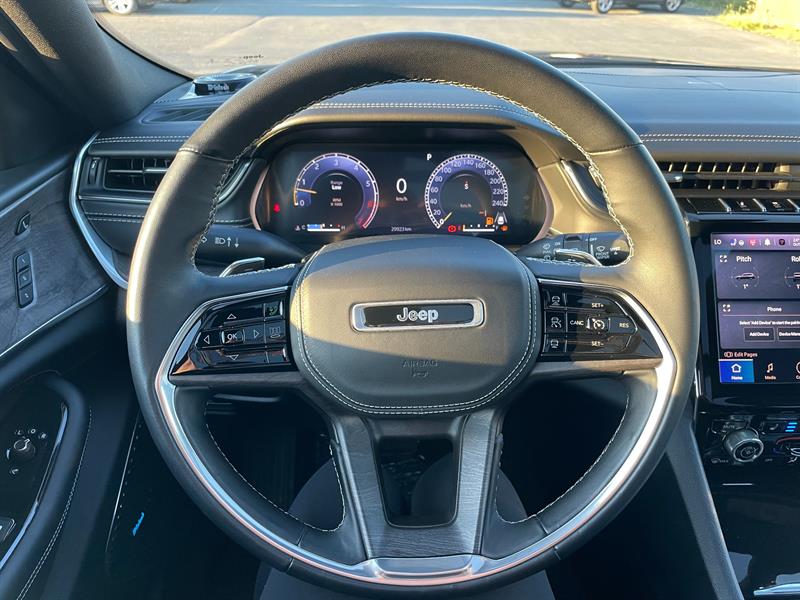 Jeep Grand Cherokee 35