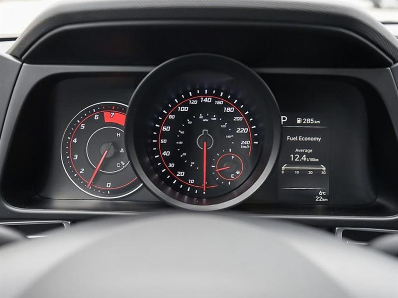 Hyundai Elantra 12