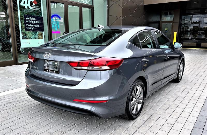 Hyundai Elantra 6