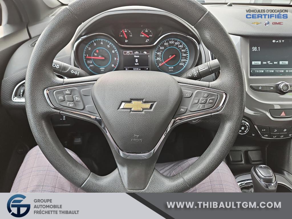 Chevrolet Cruze 10