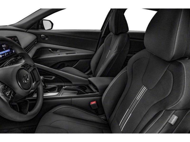 Hyundai Elantra 6