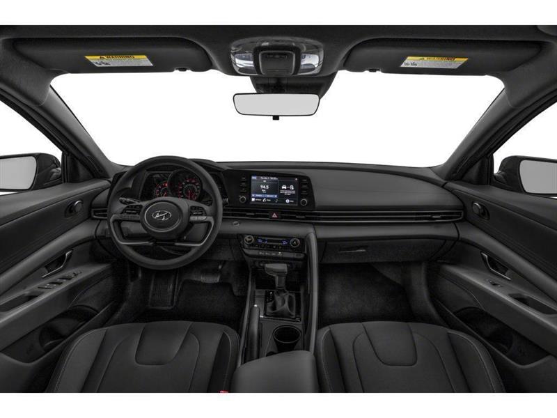 Hyundai Elantra 5