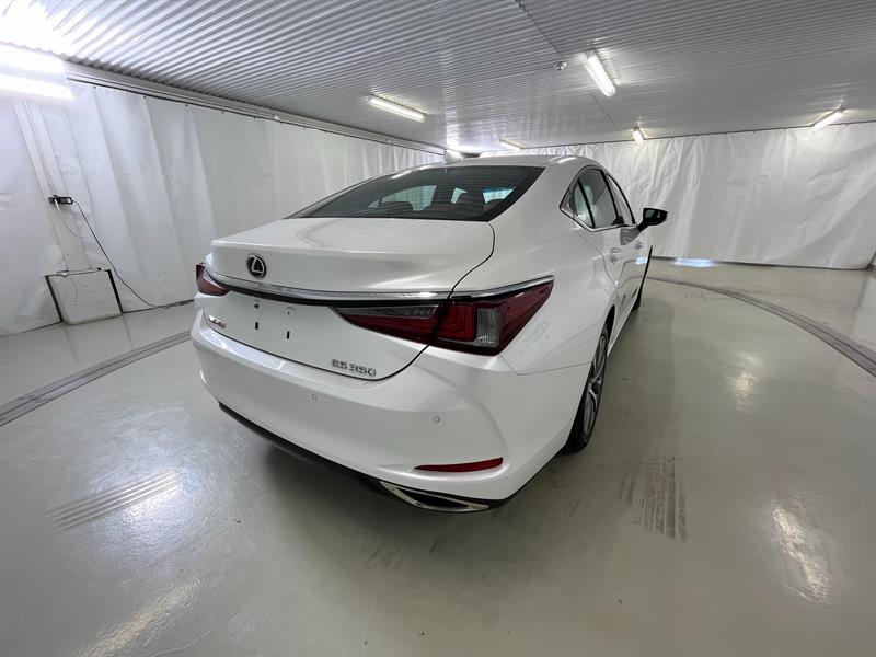 lexus ES 350 2020 - 7