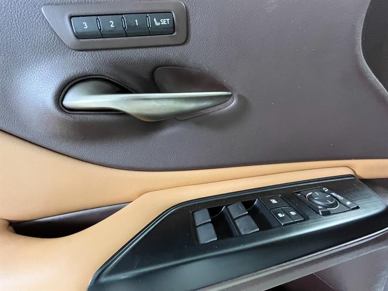 lexus ES 350 2020 - 12