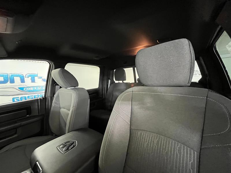 ram 1500 Classic 2023 - 11
