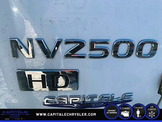 nissan NV Cargo 2012 - 9