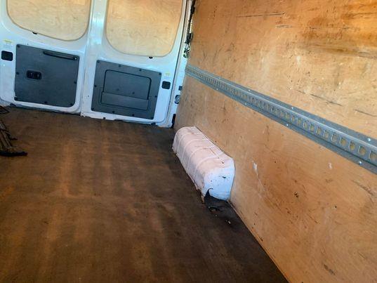 nissan NV Cargo 2012 - 11