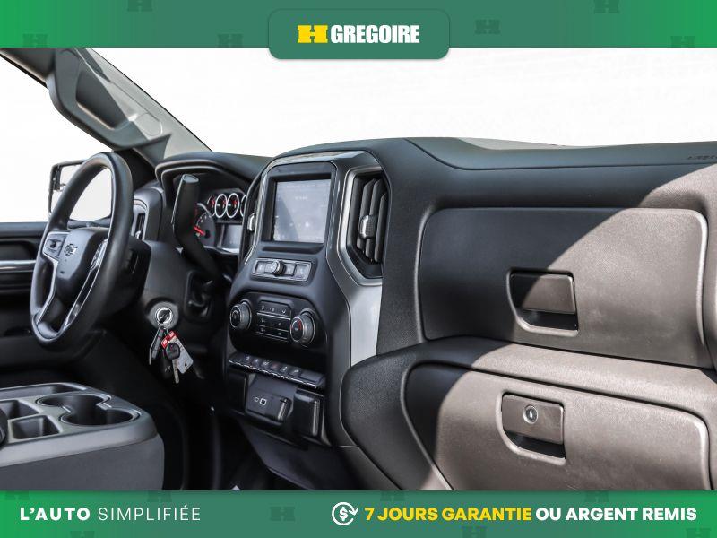 chevrolet Silverado 2022 - 26