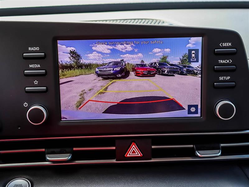 hyundai Elantra 2021 - 17