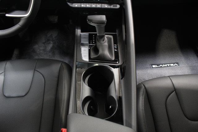 hyundai Elantra 2025 - 13