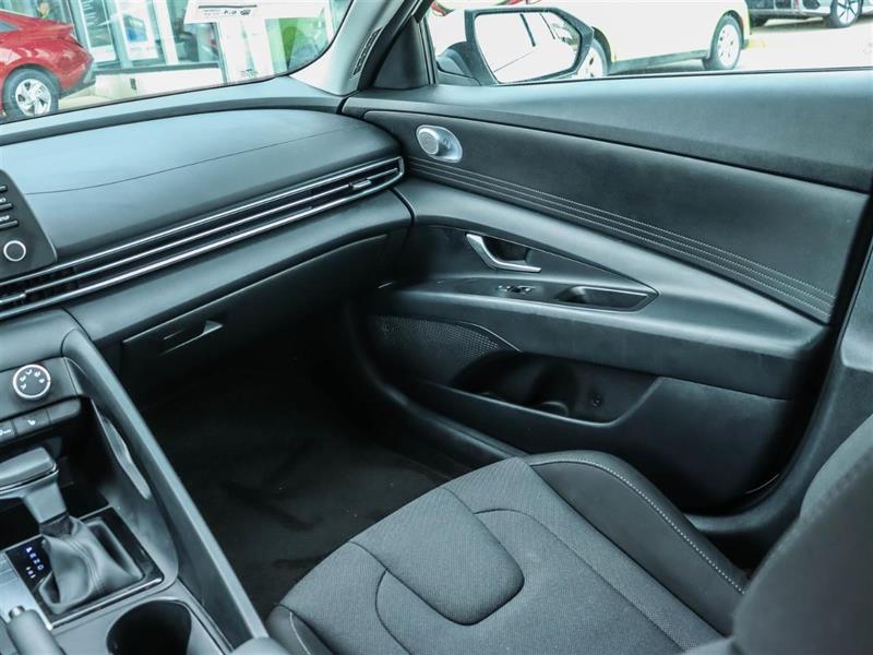 hyundai Elantra 2023 - 13