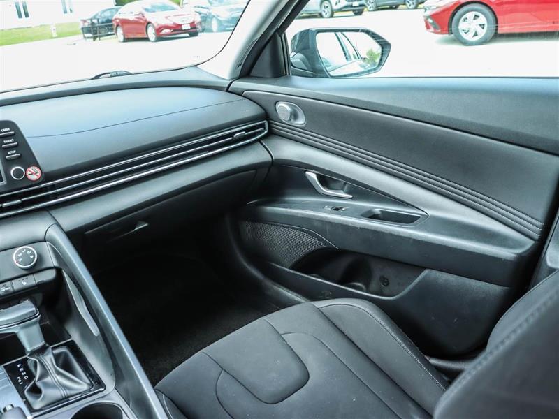 hyundai Elantra 2022 - 13