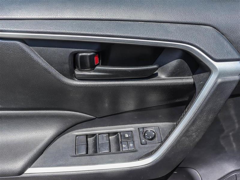 toyota RAV4 2022 - 8