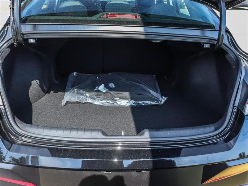 hyundai Elantra 2025 - 14