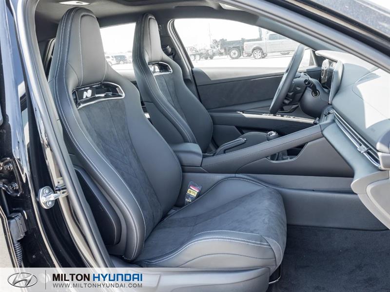 hyundai Elantra 2025 - 30