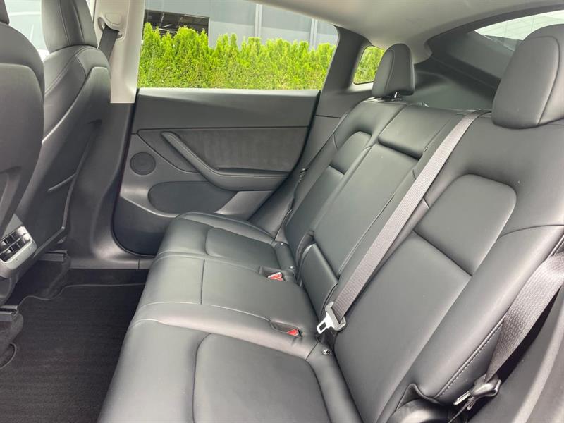 tesla Model Y 2021 - 12