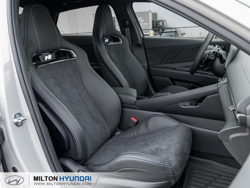 hyundai Elantra 2025 - 24