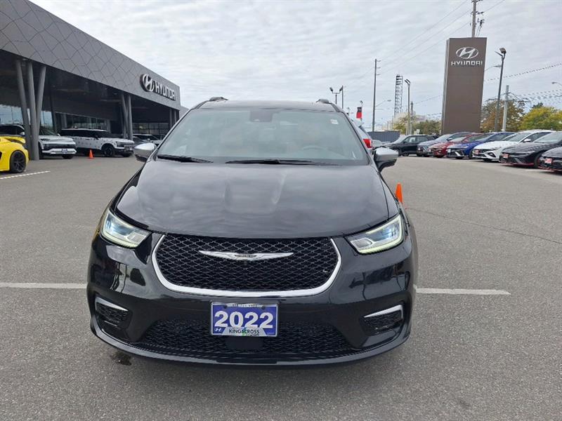 chrysler Pacifica 2022 - 8