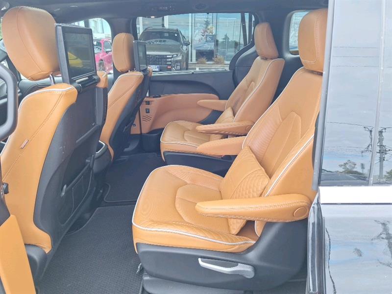 chrysler Pacifica 2022 - 12