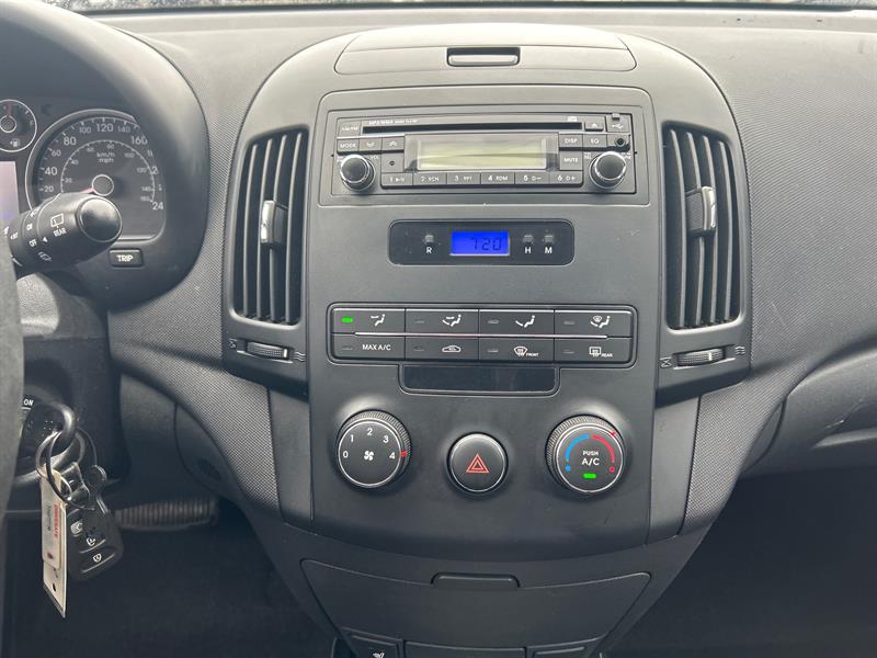 hyundai Elantra 2012 - 16