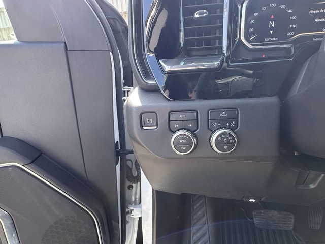 gmc SIERRA 1500 4WD CREW CAB PICKUP 2024 - 18