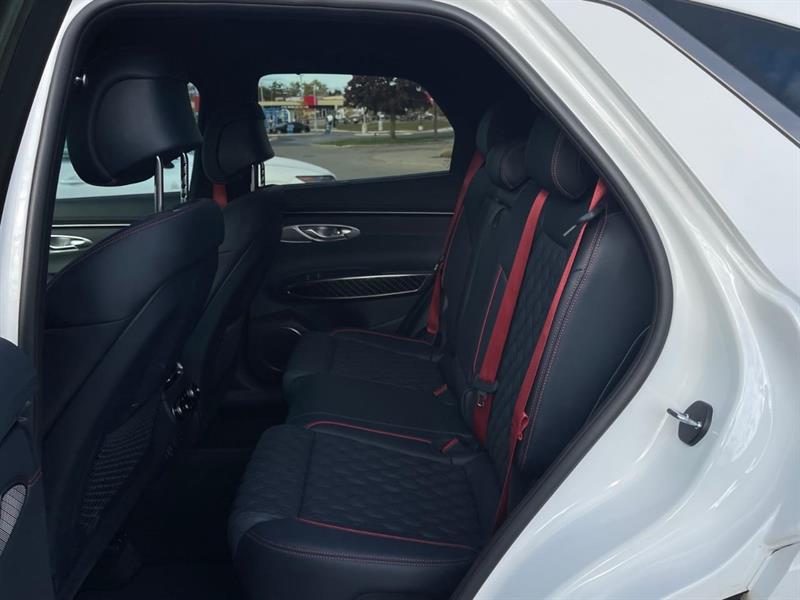 genesis GV70 2025 - 4