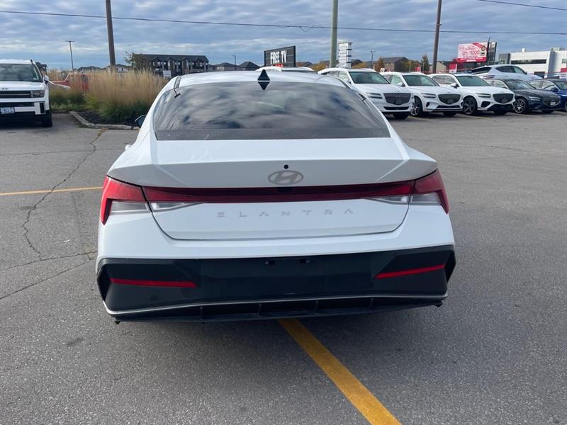 hyundai Elantra 2024 - 4