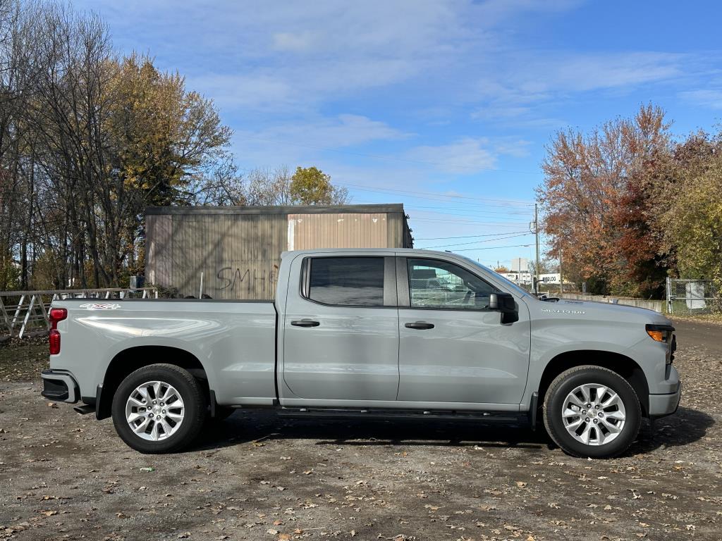 chevrolet Silverado 1500 2024 - 3