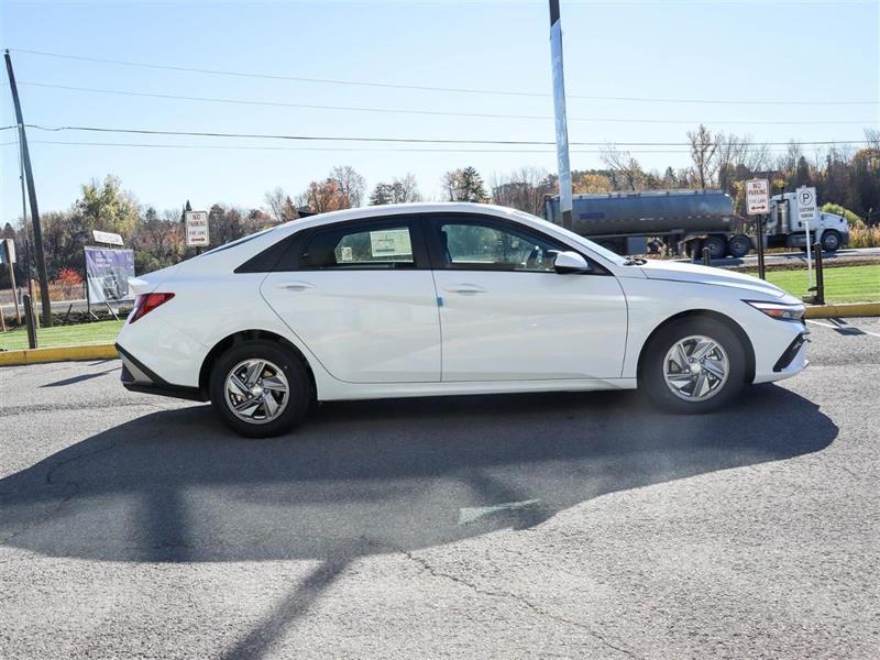 hyundai Elantra 2025 - 3
