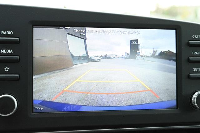 hyundai Elantra 2021 - 17