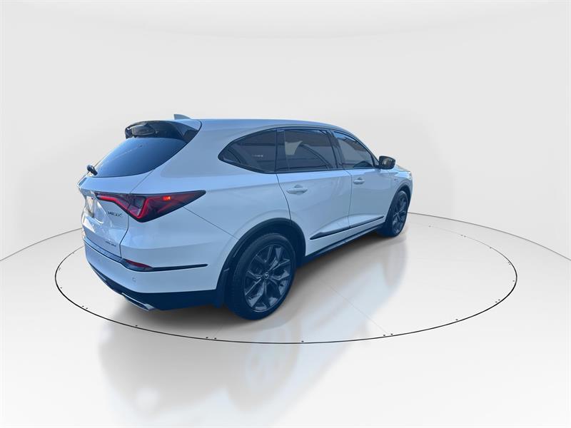acura MDX 2023 - 9