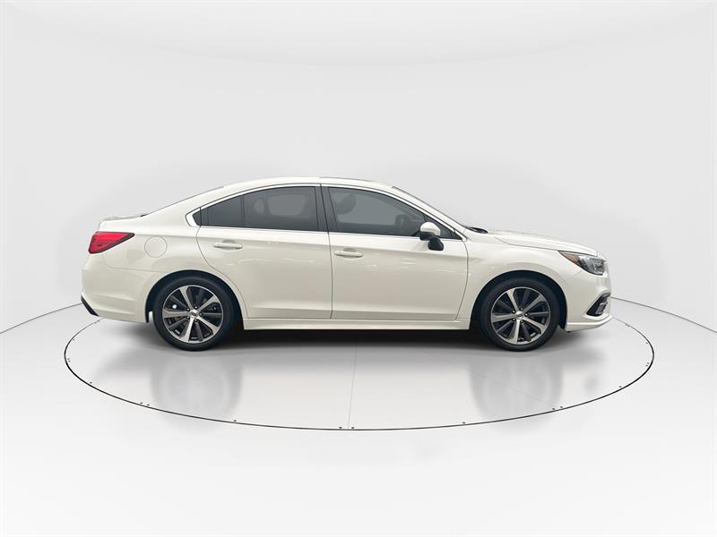 subaru Legacy 2019 - 10