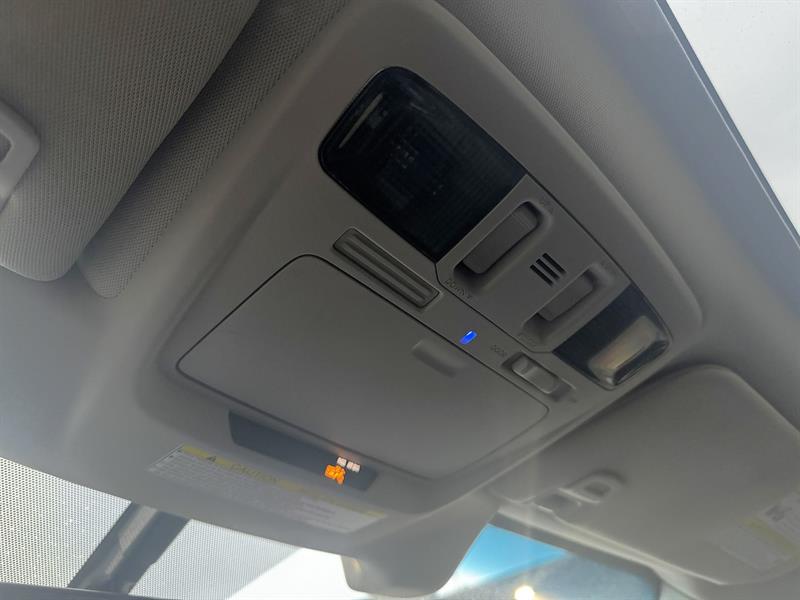 subaru Legacy 2019 - 17