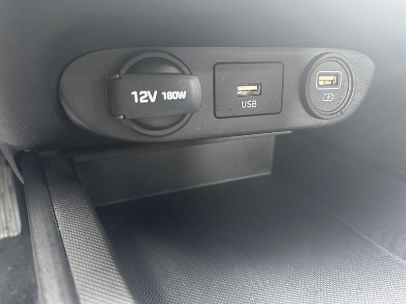 hyundai Elantra 2021 - 19