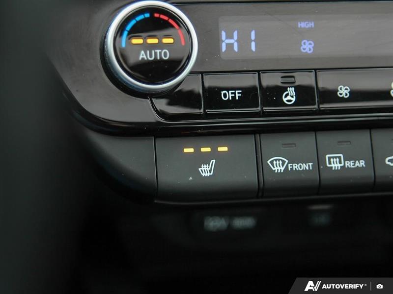 hyundai Elantra 2022 - 25