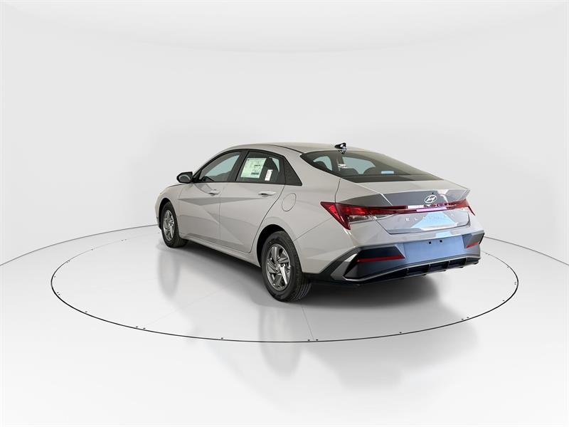 hyundai Elantra 2025 - 5