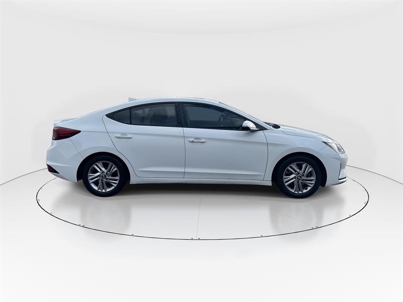 hyundai Elantra 2019 - 10