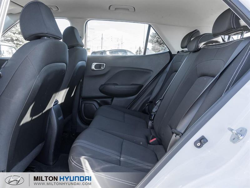 hyundai Venue 2023 - 21