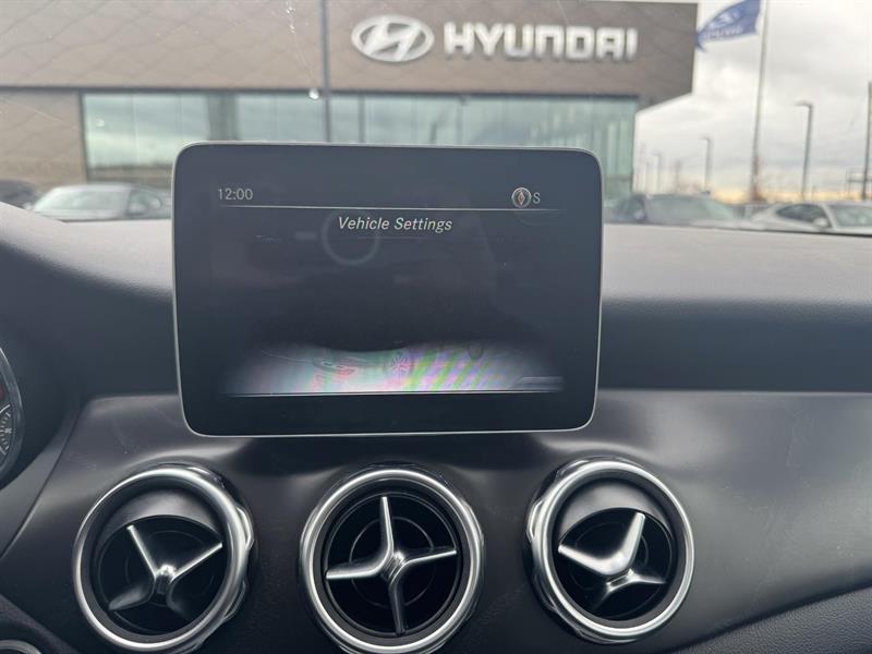 mercedes-benz GLA 250 2019 - 17