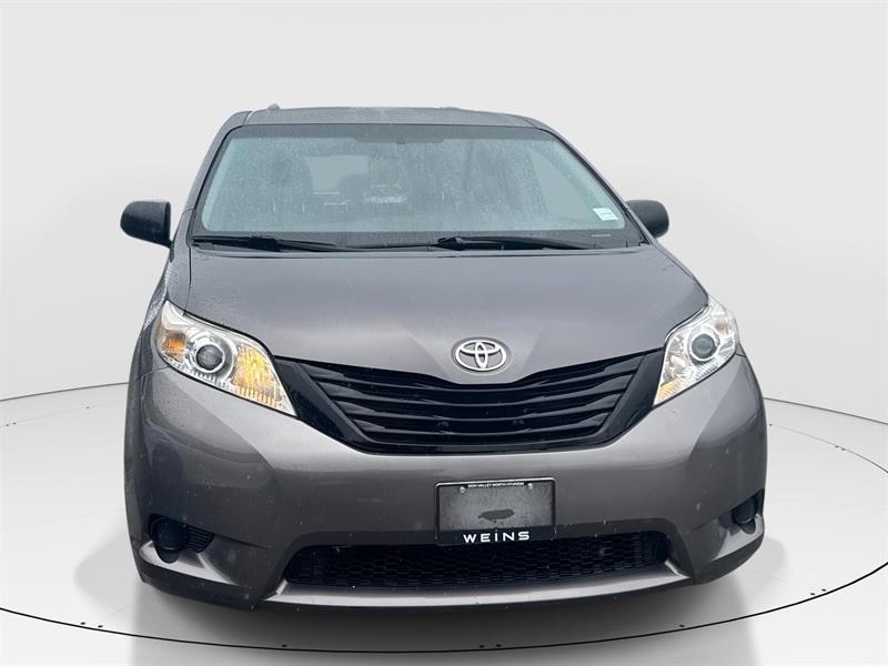 toyota Sienna 2015