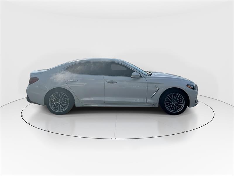 genesis G70 2020 - 10