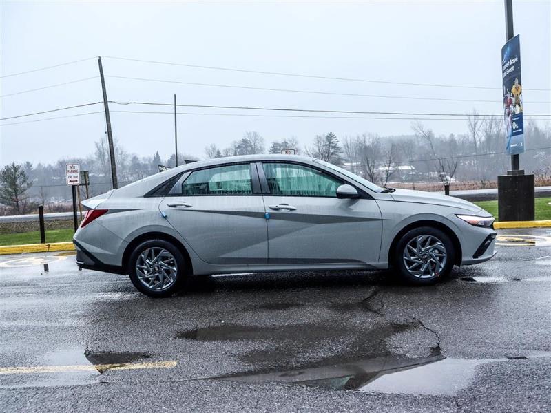 hyundai Elantra 2026 - 3