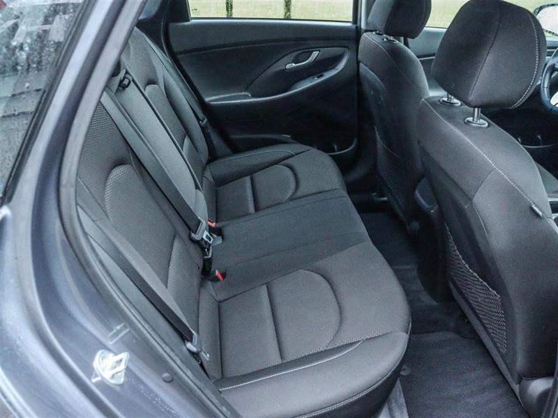 hyundai Elantra 2018 - 16