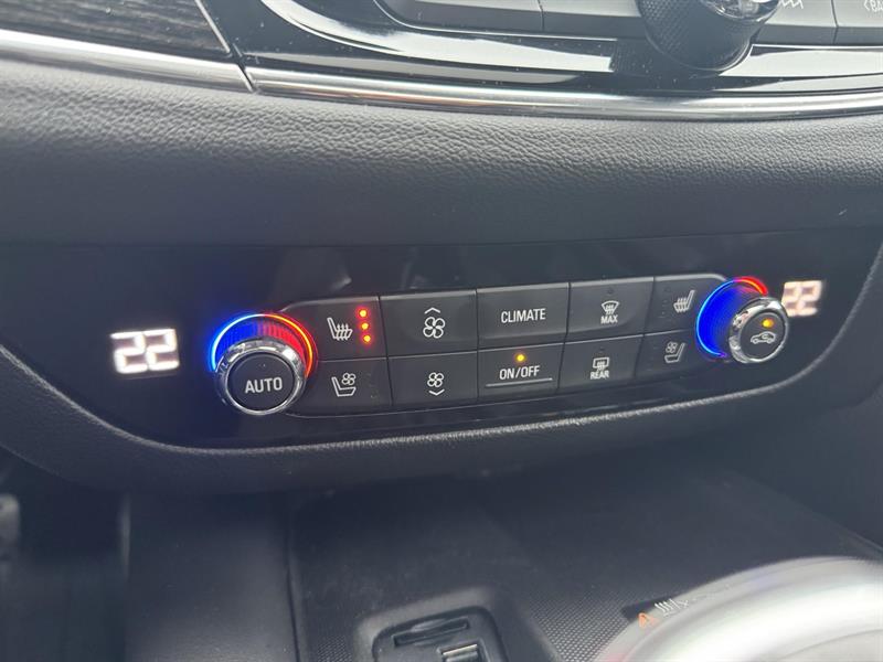 buick Enclave 2020 - 11