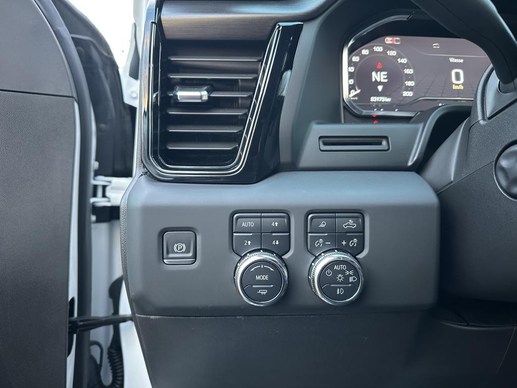 gmc SIERRA 1500 4WD CREW CAB PICKUP 2025 - 23