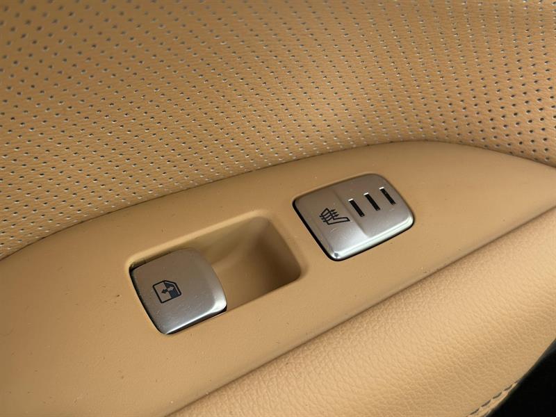 genesis G70 2022 - 33