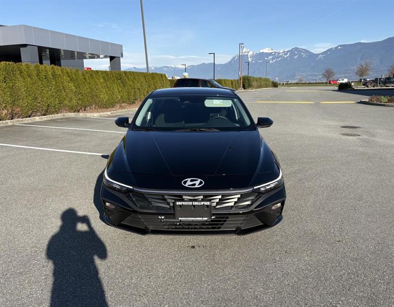hyundai Elantra 2025 - 2