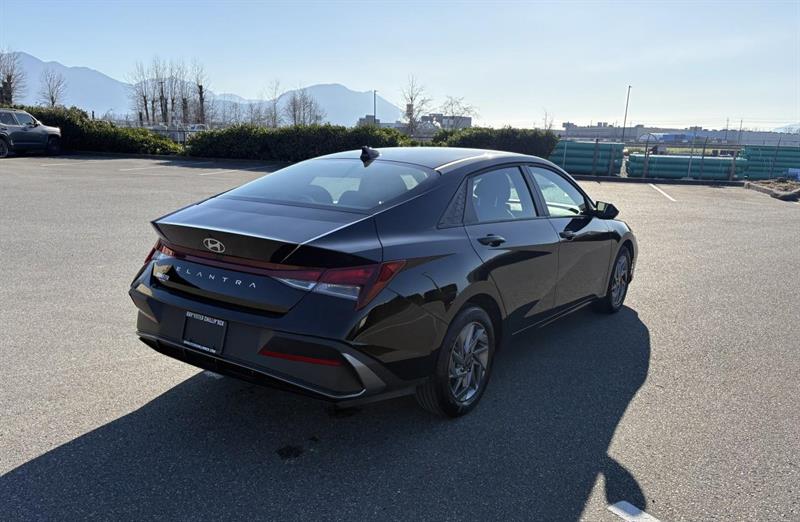 hyundai Elantra 2025 - 8